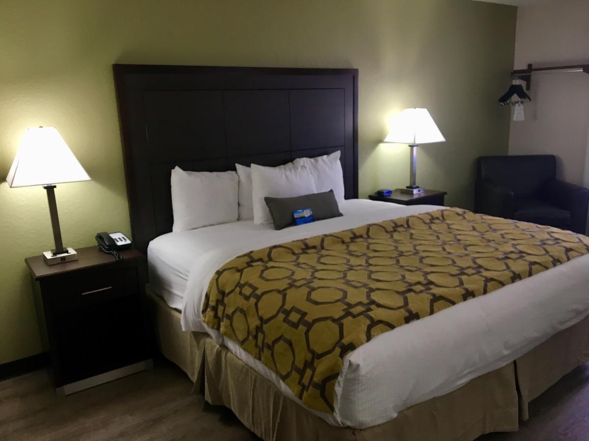 Baymont By Wyndham Phoenix I-10 Near 51St Ave Exterior foto